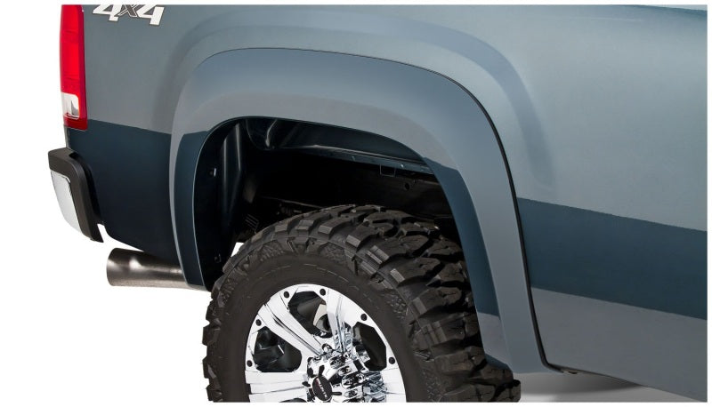 Bushwacker 07-13 GMC Sierra 1500 Fleetside Extend-A-Fender Style Flares 2pc 69.3in Bed - Black